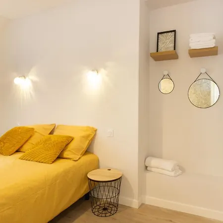 Apartament T2 Saint Just Centre Historique *